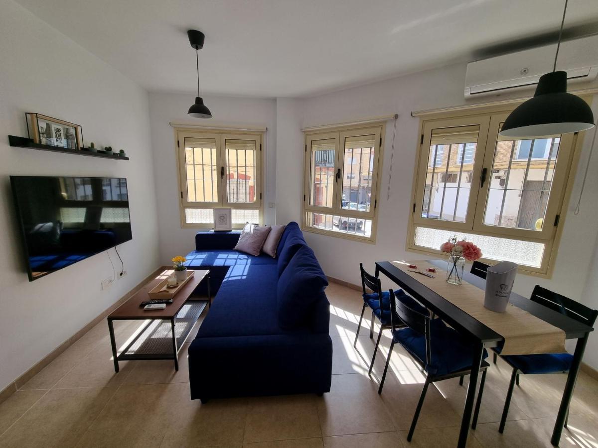 Sea & Wave Maria Boutique Apartment Малага Экстерьер фото